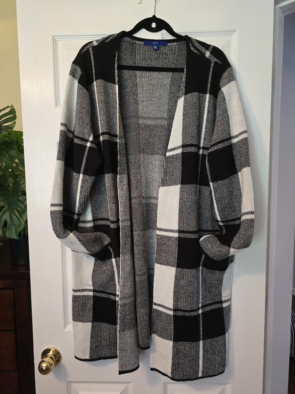 Apt. 9 Black and White Plaid Open-Front Cardigan